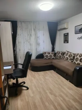 Proprietar închiriez apartament cu doua camere in zona Teiul Doamnei