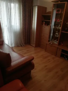 Închiriez apartament doua camere, în Doamna Ghicaa