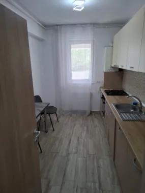 Ag BRASADAS închiriază ap 2 cam PARTER Metalurgiei PARCARE.