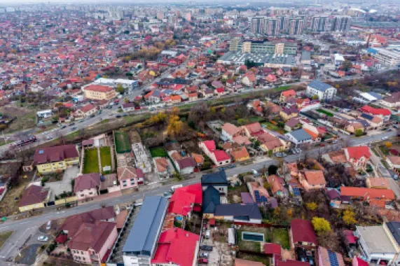 Teren în Pârneava – locație premium pentru casă sau duplex