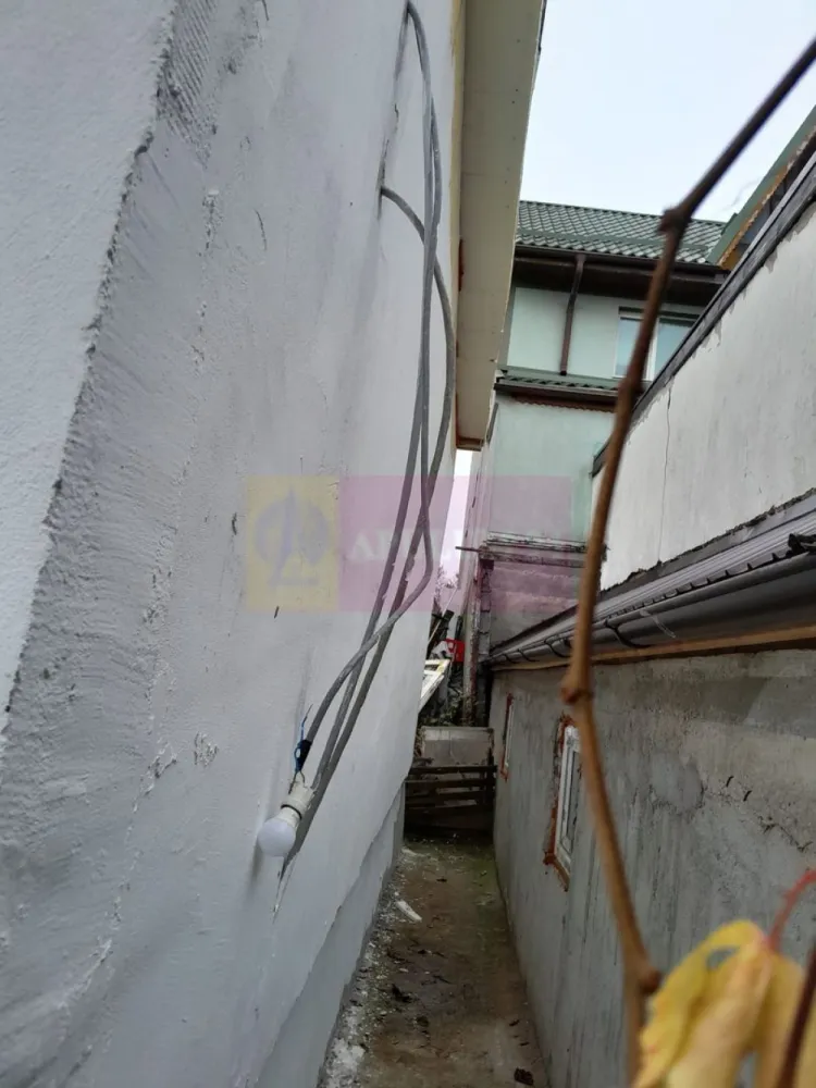 Casa 2 cam la 135k eur de vz. in Giulesti (sau schimb cu ap.3 cam)