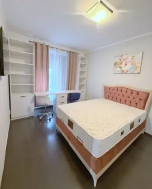 Inchiriere - 3 camere mobilate si utilate premium - Faleza Dunarii