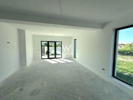 Casa exclusivista la 10 min de Orasul Sibiu