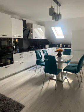 Vand apartamant 3 camere Șelimbăr.