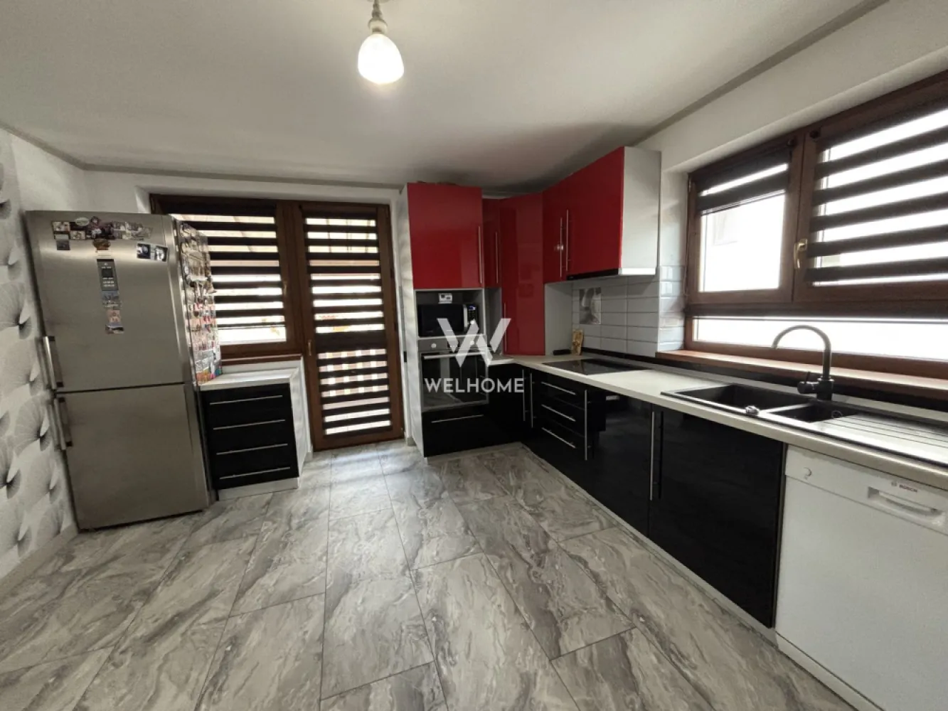 Casa 5 camere cu teren GENEROS si CARPORT - Cartierul Arhitectilor