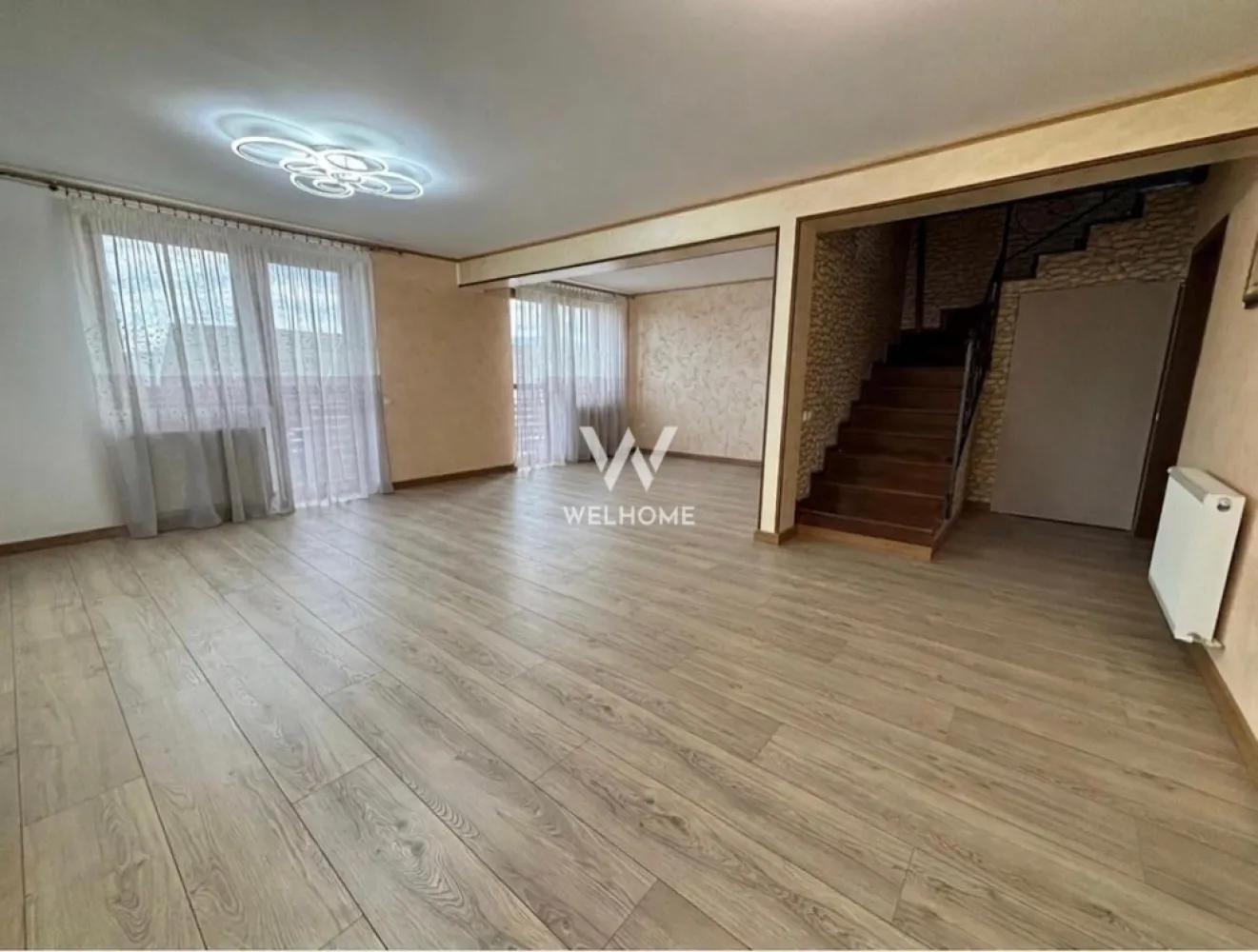 Casa 5 camere cu teren GENEROS si CARPORT - Cartierul Arhitectilor