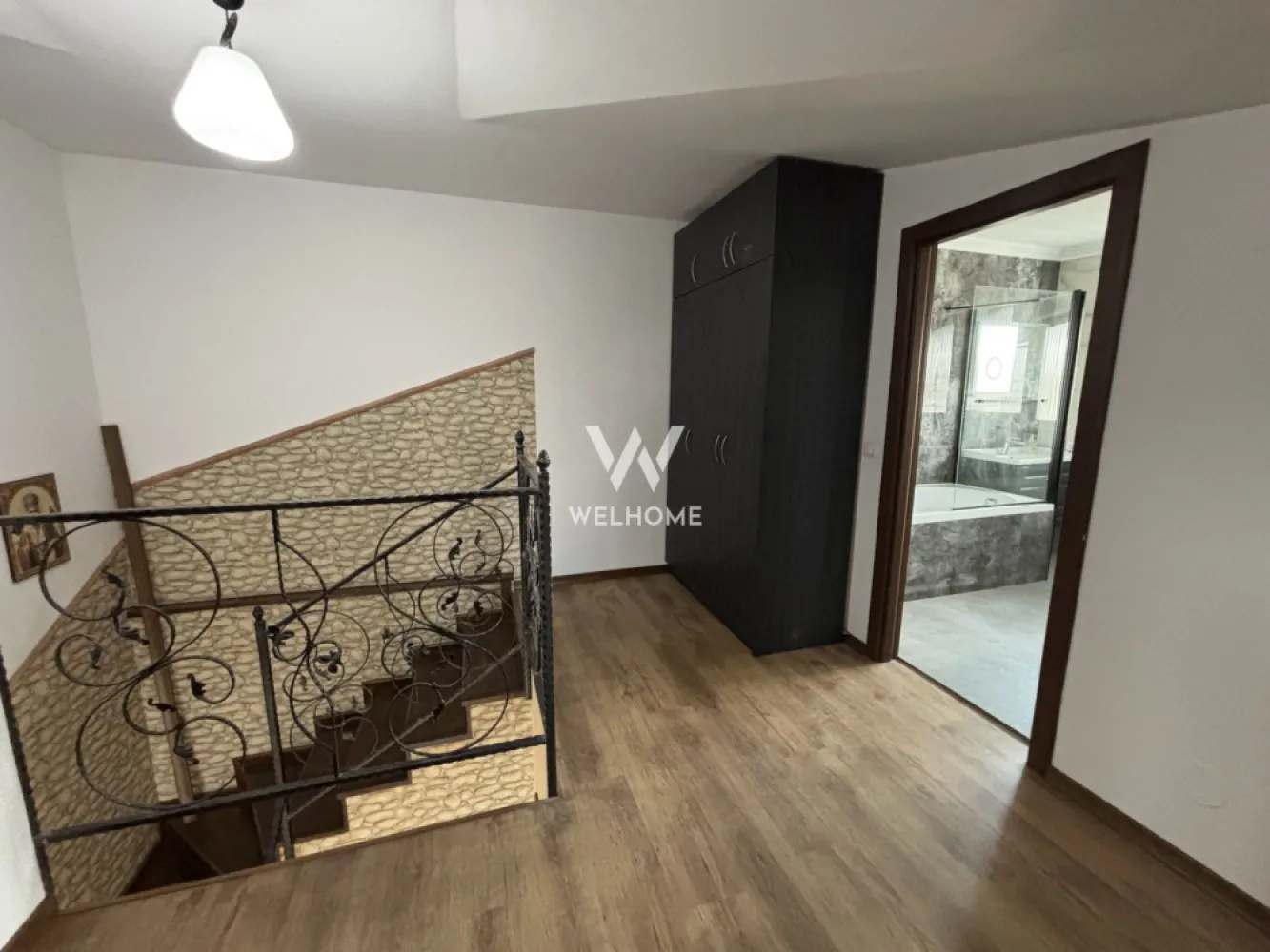 Casa 5 camere cu teren GENEROS si CARPORT - Cartierul Arhitectilor