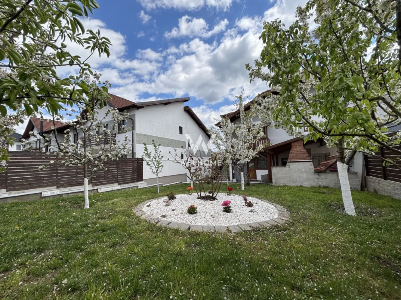 Casa 5 camere cu teren GENEROS si CARPORT - Cartierul Arhitectilor