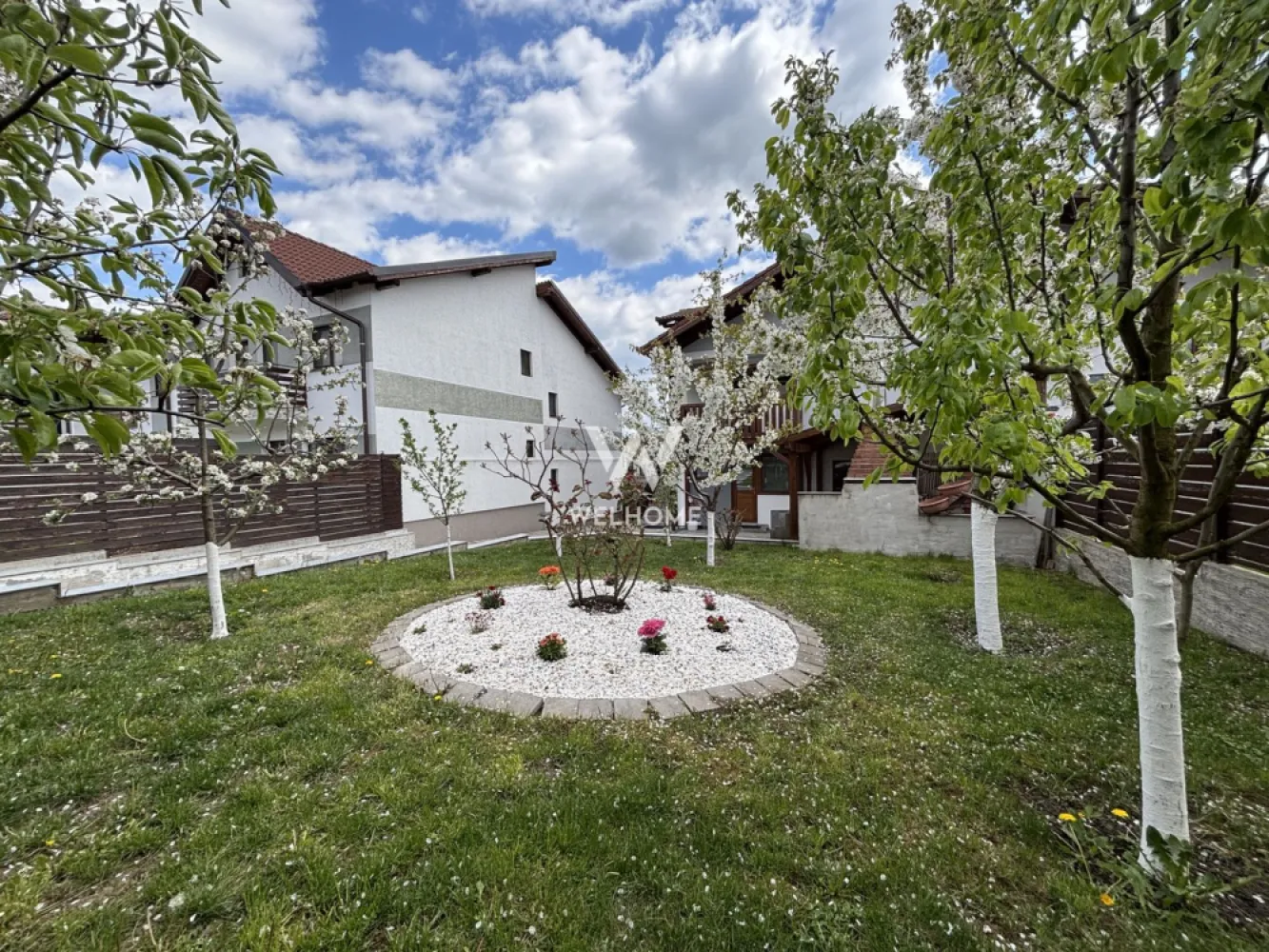 Casa 5 camere cu teren GENEROS si CARPORT - Cartierul Arhitectilor