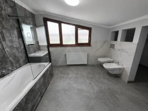 Casa la cheie 5 camere 250 mp curte libera 4 bai P+1+M Arhitectilor