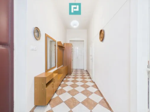 Apartament generos cu 3 camere – Zona Centrală