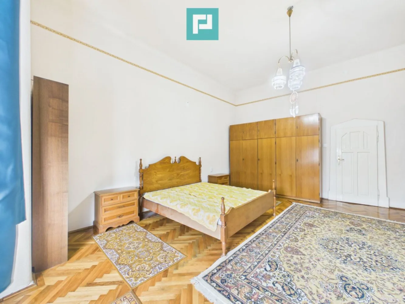 Apartament generos cu 3 camere – Zona Centrală