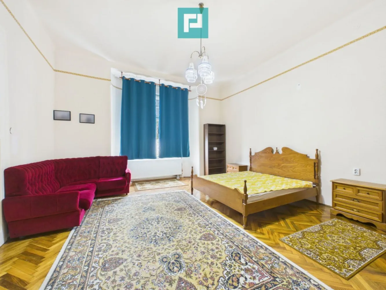 Apartament generos cu 3 camere – Zona Centrală