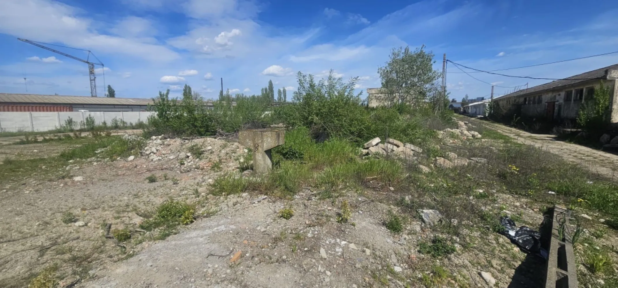 De vanzare teren intravilan in Galati, str. Macului, 2077 mp - 75 euro/mp