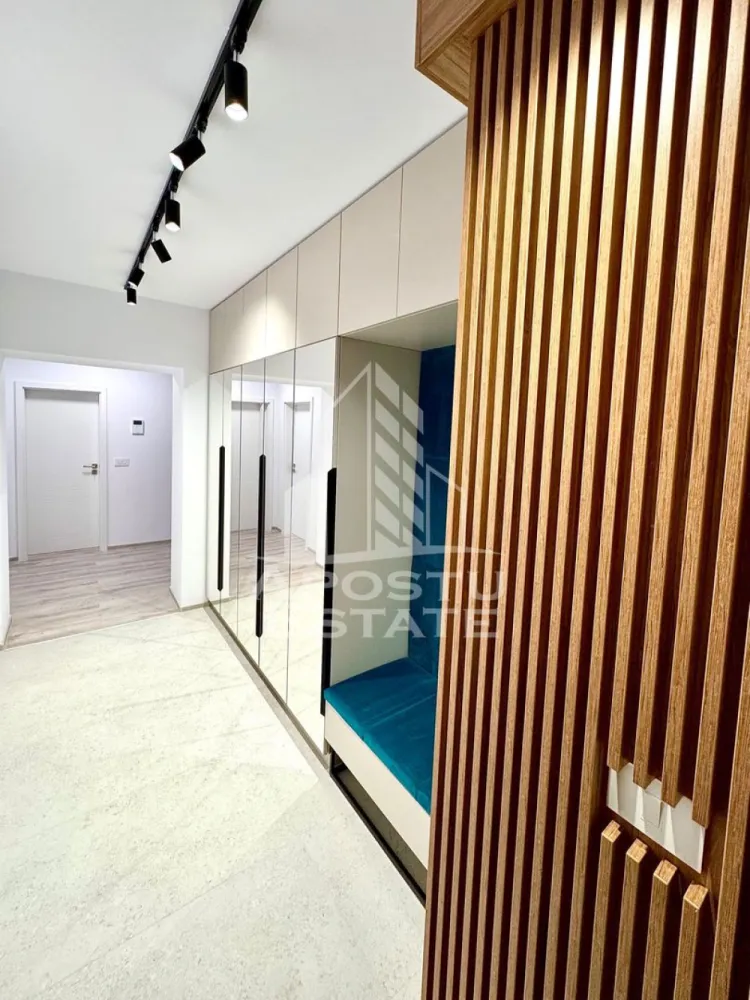 Apartament cu 2 camere de inchiriat, garaj subteran, Zona Aradului