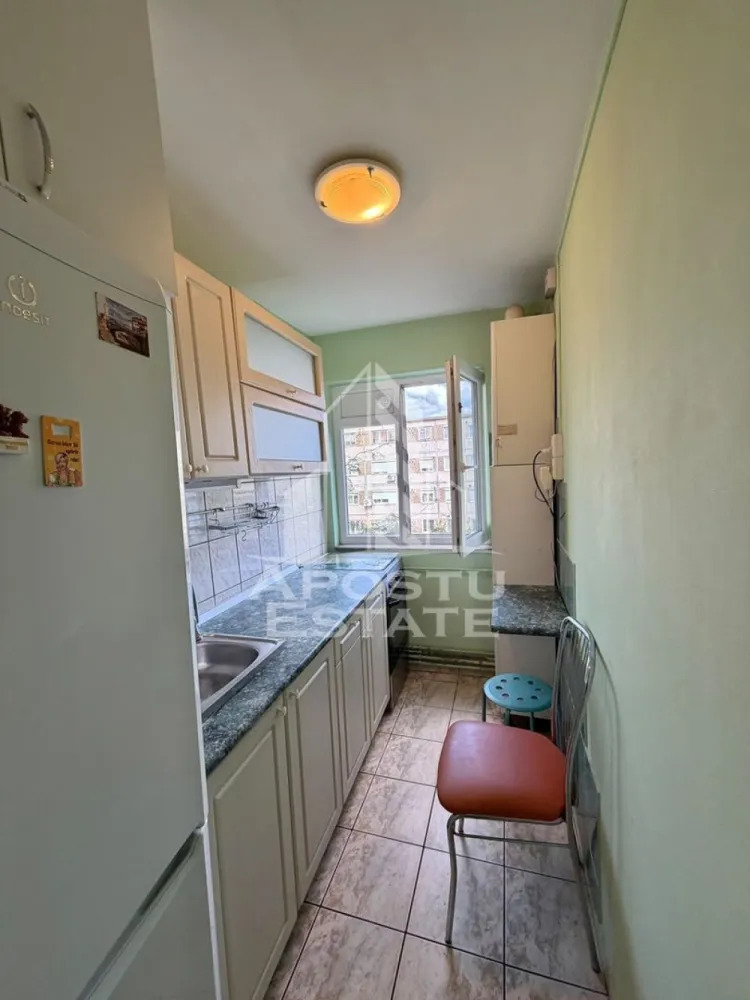 Apartament cu 3 camere de inchiriat, centrala, zona Cetatii, Timisoara