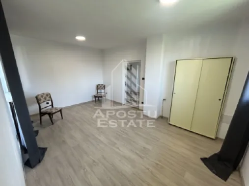 Spatiu pentru birouri de inchiriat, 30 mp, etajul 1, in Girocului
