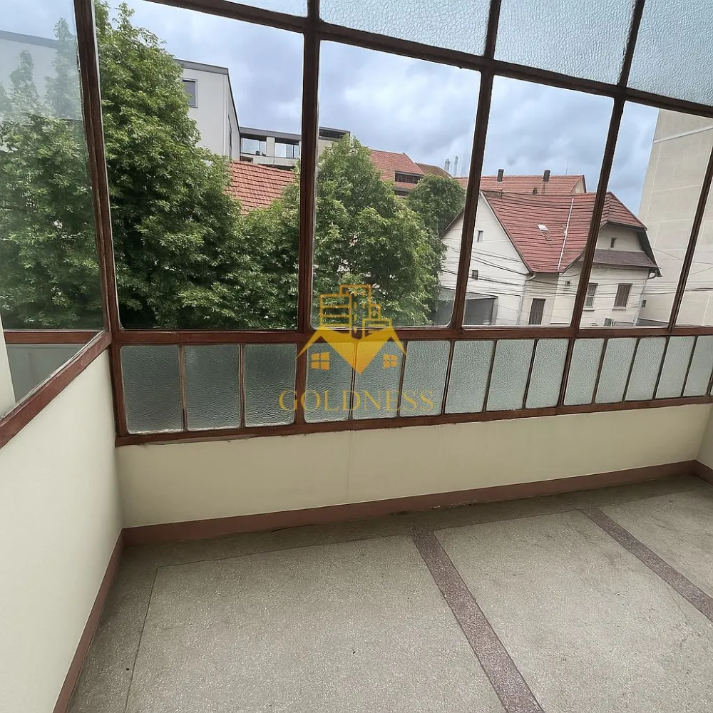3 camere semidecomandate, Zona Garii, Horea, Semicentral