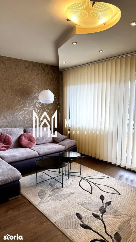 Apartament 3 camere | 71 Mp | Balcon | 2 Băi | Pivniță | Zona Terezian - MAAC Imobiliare propune spre vânzare: apartament spațios în Terezian, aproape de Centrul Vechi

Vă prezentăm un apartament generos și foarte bine compartimentat, situat în cartierul Terezian, la doar 10 minute de mers pe jos de Piața Mică. Locația este ideală pentru cei care își doresc acces rapid către centrul orașului, dar și către punctele esențiale de interes zilnic.

Detalii proprietate:

Suprafață utilă: 71 mp
Balcon: 4,21 mp
Pivniță inclusă
Etaj: 3 din 4
An construcție: 1987

Compartimentare:
Hol generos
Living luminos
2 dormitoare
2 băi Una cu Cada
WC de serviciu
Cămară și debara

Apartamentul este poziționat pe colț, cu orientare sud-vestică, beneficiind de lumină naturală pe tot parcursul zilei și de o priveliște deschisă către munți.

Se vinde complet mobilat și utilat:
Electrocasnice Samsung (frigider, plită, cuptor)
Mașină de spălat AEG
Uscător Bosch
Aer condiționat
Centrală termică Vaillant

Avantaje locație:
Aproape de Centrul Vechi
Două magazine Lidl în imediata apropiere
Magazin Non Stop chiar peste drum
Acces rapid către Shopping City
Școli și grădinițe în zonă (Școala 13, Școala 18)
Numeroase clinici și farmacii
Ieșire facilă spre autostradă

Parcare:
Locuri disponibile în jurul blocului.

Pentru mai multe detalii sau pentru a programa o vizionare, vă rugăm să ne contactați specificând ID:CP3043452