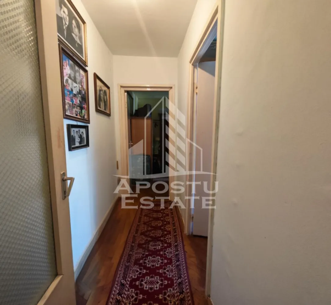 Apartament cu 4 camere de vanzare , Zona Dacia ,Timisoara