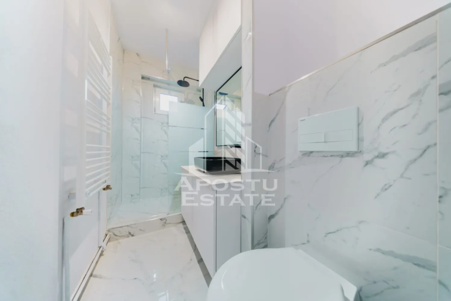 OCAZIE / Aurel Vlaicu / 2 camere renovate LUX