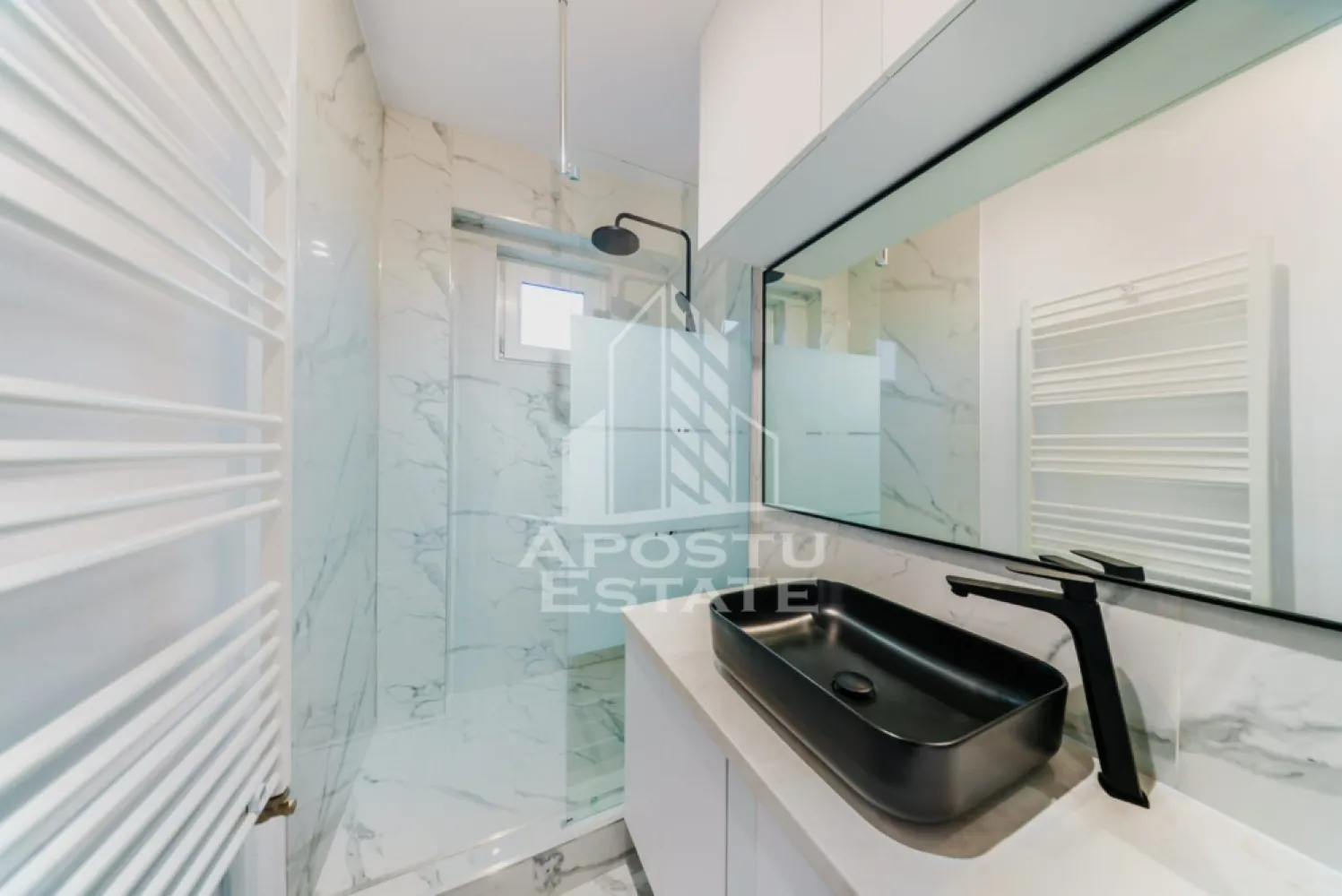 OCAZIE / Aurel Vlaicu / 2 camere renovate LUX