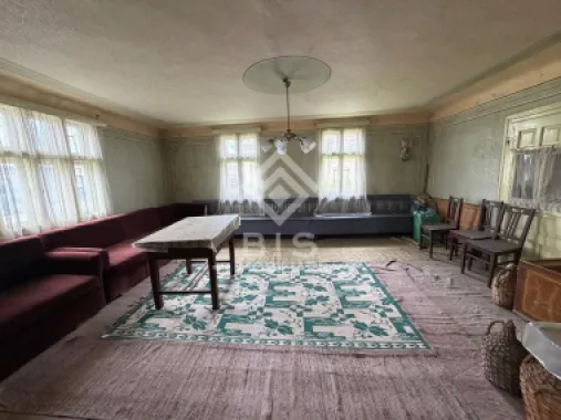 Casa de vanzare cu teren 20 ari - Rusu Bargaului