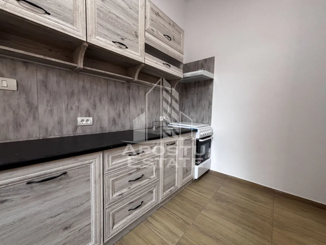 Apartament cu 3 camere de inchiriat, Timisoara zona Iosefin