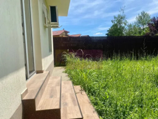 Duplex 4 camere , curte 250 mp, Mogoșoaia