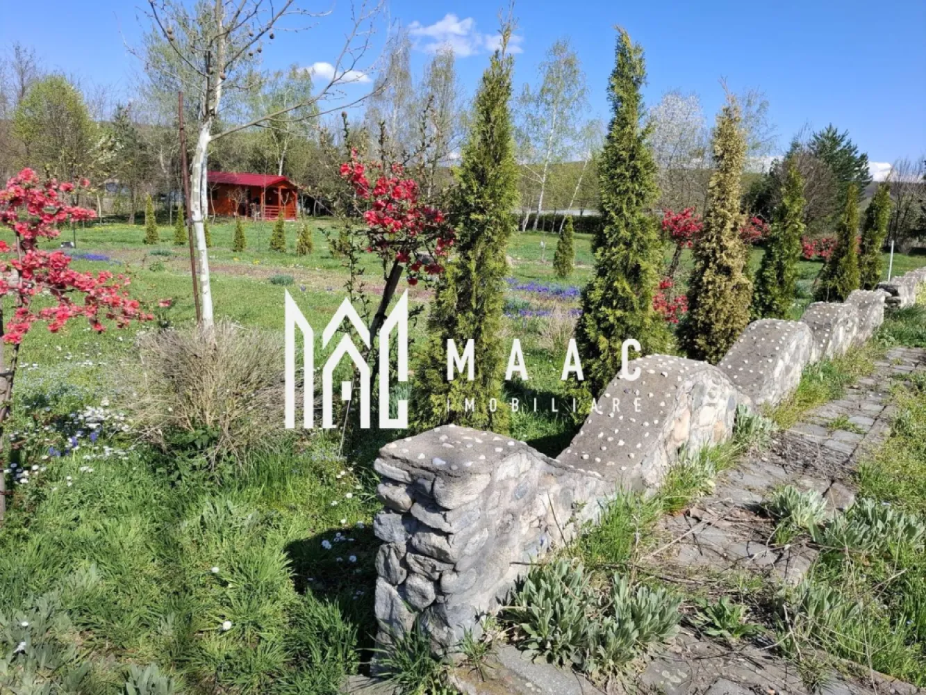 Teren Intravilan | 1150 mp | Săcel - MAAC Imobiliare vă propune spre vânzare un teren intravilan arabil, ideal pentru construcție sau investiție, situat într-o zonă în dezvoltare.

Caracteristici principale
• suprafață totală de 1150 mp
• deschidere de 23 m la stradă
• teren intravilan arabil
• utilități la poartă

Avantaje
• front stradal generos – ideal pentru construcție
• acces facil la utilități (apă, gaz, curent, canalizare)
• potrivit pentru locuință individuală sau investiție
• zonă în dezvoltare, cu potențial de creștere

Utilități
• apă
• gaz
• curent
• canalizare

Pentru mai multe detalii sau pentru programarea unei vizionări, vă rugăm să ne contactați și să menționați ID-ul proprietății: CP3051839.
