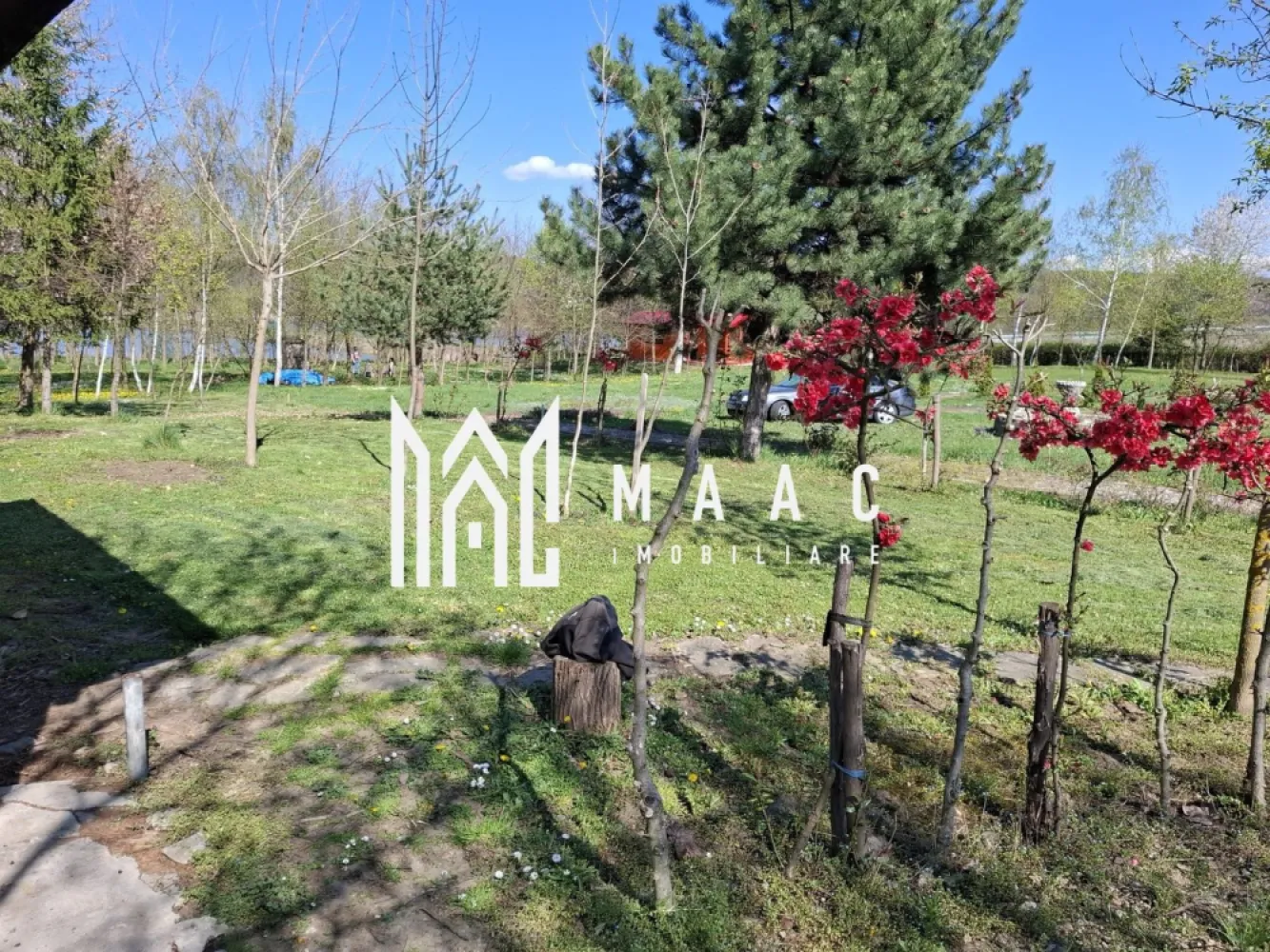 Teren Intravilan | 1150 mp | Săcel - MAAC Imobiliare vă propune spre vânzare un teren intravilan arabil, ideal pentru construcție sau investiție, situat într-o zonă în dezvoltare.

Caracteristici principale
• suprafață totală de 1150 mp
• deschidere de 23 m la stradă
• teren intravilan arabil
• utilități la poartă

Avantaje
• front stradal generos – ideal pentru construcție
• acces facil la utilități (apă, gaz, curent, canalizare)
• potrivit pentru locuință individuală sau investiție
• zonă în dezvoltare, cu potențial de creștere

Utilități
• apă
• gaz
• curent
• canalizare

Pentru mai multe detalii sau pentru programarea unei vizionări, vă rugăm să ne contactați și să menționați ID-ul proprietății: CP3051839.