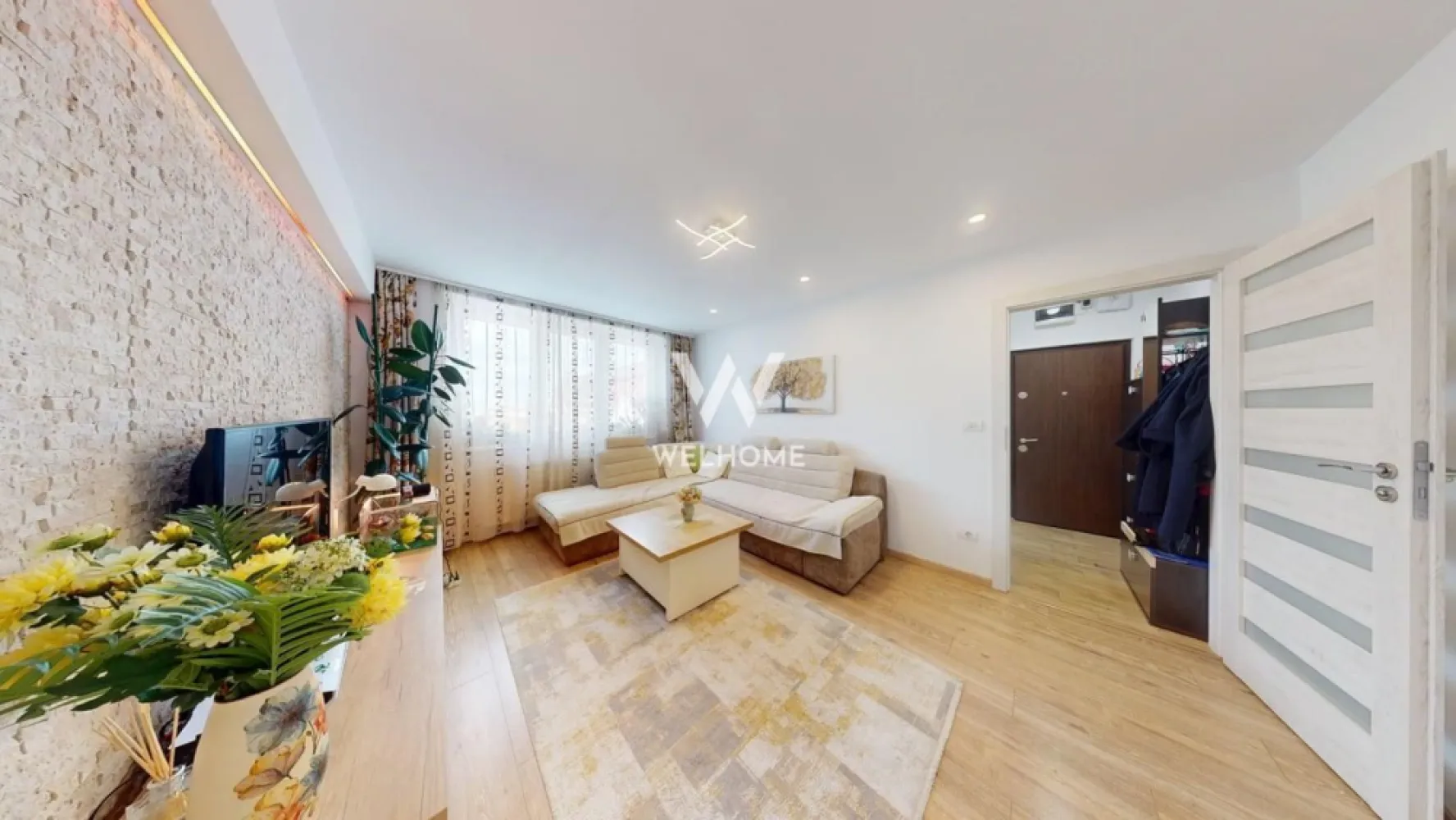 Apartament 3 camere renovat complet - Rahovei - Vă propunem spre vânzare un apartament modern cu 3 camere, semidecomandat, cu o suprafață utilă de 63 mp, situat la etajul 4 din 4 al unui imobil solid construit din cărămidă și prevăzut cu acoperiș.
Locuința este complet renovată și amenajată cu finisaje de înaltă calitate, fiind ideală atât pentru locuit, cât și pentru investiție.
Apartamentul se află într-o zonă foarte bine poziționată, aproape de centrul orașului, cu acces rapid la numeroase puncte de interes: magazine, Grădinița nr. 33, Școala nr. 21, clinici medicale, hipermarketuri și Mall Șelimbăr. De asemenea, în apropiere se află stații pentru transportul public, facilitând deplasarea rapidă în oraș.
Compartimentare:
 • bucătărie separată, complet mobilată și utilată, cu debara;
 • dormitor matrimonial cu pat și dressing.
 • living spațios cu colțar extensibil;
 • dormitor amenajat cu mobilier pentru copii;
 • hol intermediar cu spațiu generos pentru depozitare;
 • baie modernă cu duș tip walk-in, rigolă, ușă culisantă din sticlă, încălzire în pardoseală și mobilier;
 • dormitor matrimonial cu pat și dressing.
Apartamentul beneficiază și de îmbunătățiri termice importante: izolație exterioară de 10 cm și ferestre Salamander cu trei foi, oferind un confort termic ridicat și eficiență energetică.
Prețul imobilului este negociabil, iar achiziția se poate realiza atât din surse proprii, cât și prin credit bancar. 
Pret: 127 000 EURO 
Telefon: 0756 094 405