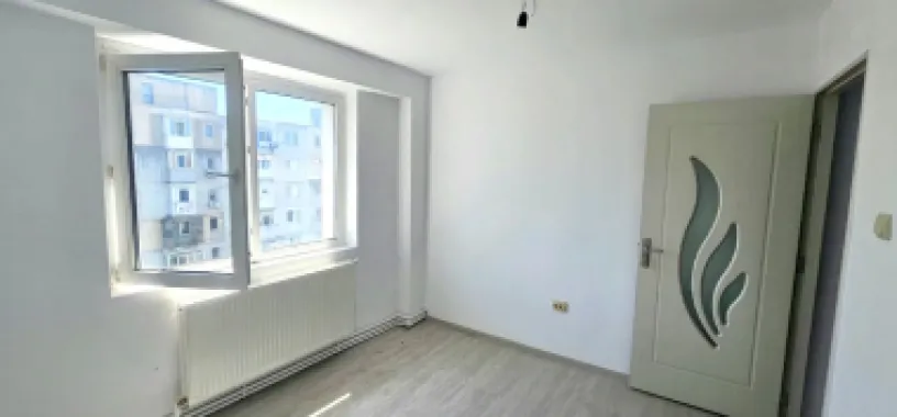 De vanzare apartament cu 2 camere, renovat, etaj9, Viziru 3, 43.000 euro