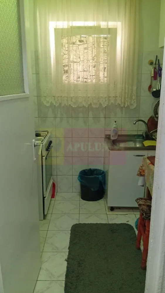 Apartament 2 camere Titan- Piata Salajan. - Compania imobiliara Apulum94 va propune un apartament de 2 camere confort 2, situat in zona Titan, in apropiere de Piata Salajan.
Imobilul este reabilitat termic, este curat, cu vecini civilizati si are camere video. 
Apartamentul este curat, semidecomadat si are o suprafata de 37 mp cu tot cu balcon. 
Are gresie, faianta, parchet, termopan, repartitoare, apometre. 
Pentru vizionare si alte detalii nu ezitati sa ma contactati pe nr 0733683446- Laura Ionescu.