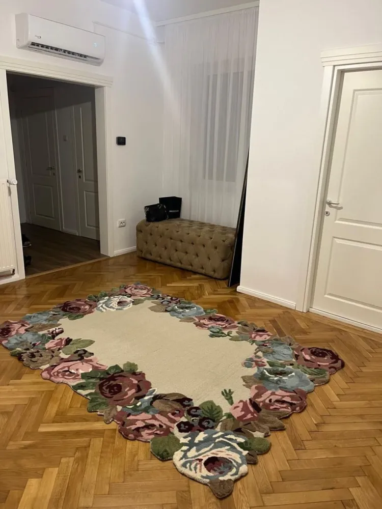 Ag BRASADAS vinde vila 8 camere Parcul Carol - Agenția BRASADAS vinde vila cu 8 camere si curte mica de 170mp in zona Parcul Carol, construita in 1936 și renovata integral în 2024.