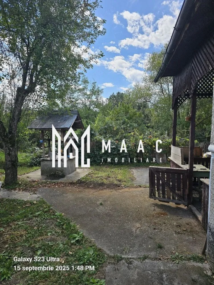 Casa cu teren | Bogdanesti | 4.012 mp - MAAC Imobiliare vă propune spre vânzare o proprietate compusă din casă și teren generos, situată în satul Bogdănești, în zona Horezu, județul Vâlcea, într-un cadru liniștit, aproape de natură, ideal pentru locuire permanentă, casă de vacanță sau investiție în scop turistic. Amplasarea într-o zonă în dezvoltare, cu potențial turistic ridicat, oferă multiple oportunități de valorificare pe termen lung.

Proprietatea dispune de o suprafață totală de teren de 4012 mp, oferind spațiu amplu pentru amenajări suplimentare, extindere sau dezvoltarea unui proiect de tip pensiune. Deschiderea la stradă de 17 metri facilitează accesul auto și permite o bună organizare a spațiului.

Caracteristici principale:
-casă + teren
-suprafață totală teren: 4012 mp
-deschidere de 17 metri la stradă
-acces auto

Avantaje și potențial:
-zonă liniștită, aproape de natură
-potrivită pentru locuință permanentă sau casă de vacanță
-potențial turistic ridicat, zona Horezu fiind în dezvoltare

Utilități:
-apă la poartă
-curent electric

Poziționarea în satul Bogdănești, în apropiere de Horezu, oferă un echilibru între intimitate, natură și accesibilitate, fiind o alegere potrivită pentru cei care caută o proprietate cu teren generos într-o zonă cu perspectivă de creștere.

Pentru mai multe detalii și programarea unei vizionări, vă rugăm să contactați MAAC Imobiliare și să menționați la telefon numărul CP3055589.