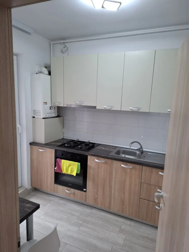 BRASADAS închiriază garsoniera 5/5 LIFT PARCARE pe Binelui. - Agenția imobiliara BRASADAS închiriază garsoniera la etajul 5/5 cu loc de PARCARE în bloc NOU finalizat in 2018 pe Drumul Binelui. 
Pentru mai multe oferte accesați www.brasadas.com.