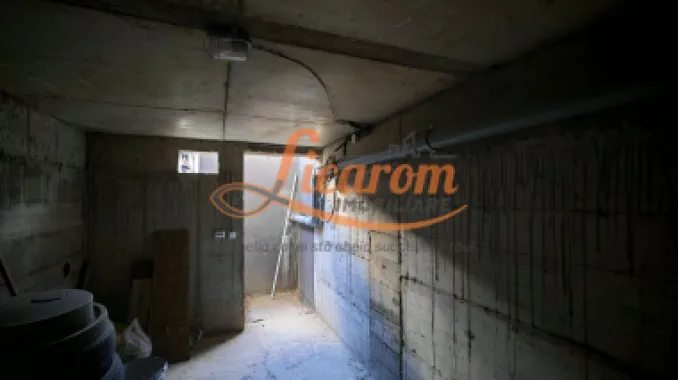 IZVOR TARLUNGENI - Duplex P+E, 4 camere "la Cheie".COMISION 0