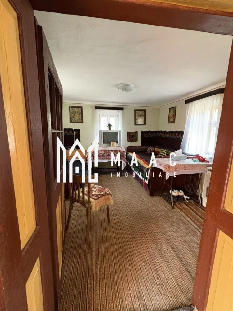 Casa 2 Corpuri | 974MP Teren | Armeni - MAAC Imobiliare vă propune spre vânzare o proprietate compusă din casă și teren, situată în sat Armeni, comuna Loamneș, ideală pentru locuit sau pentru investiție în mediul rural.

Proprietatea dispune de un teren generos de 974 mp și include mai multe construcții, oferind spațiu și funcționalitate pentru diverse utilizări.

Caracteristici proprietate
Suprafață teren: 974 mp
2 imobile separate:
Primul imobil: 3 camere
Al doilea imobil: 2 camere
Bucătărie de vară cu cuptor de pâine
Pivniță
Șură și șopru
Grădină situată în spatele șurii
Utilități
Racordată la utilități
Apă și canalizare la poartă
Gaz si curent racordate la proprietate 
Avantaje
Teren generos, ideal pentru gospodărie sau relaxare
Multiple construcții existente, cu potențial de amenajare
Zonă liniștită, specifică mediului rural
Potrivită pentru locuință, casă de vacanță sau investiție

Proprietatea oferă spațiu și flexibilitate, fiind potrivită pentru cei care caută liniște și posibilitatea de a dezvolta o gospodărie completă.

Pentru mai multe detalii și programarea unei vizionări, vă rugăm să ne contactați menționând ID: CP3013420