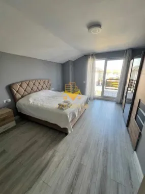 5 camere decomandate, Prima Inchiriere, Curte proprie, Dezmir