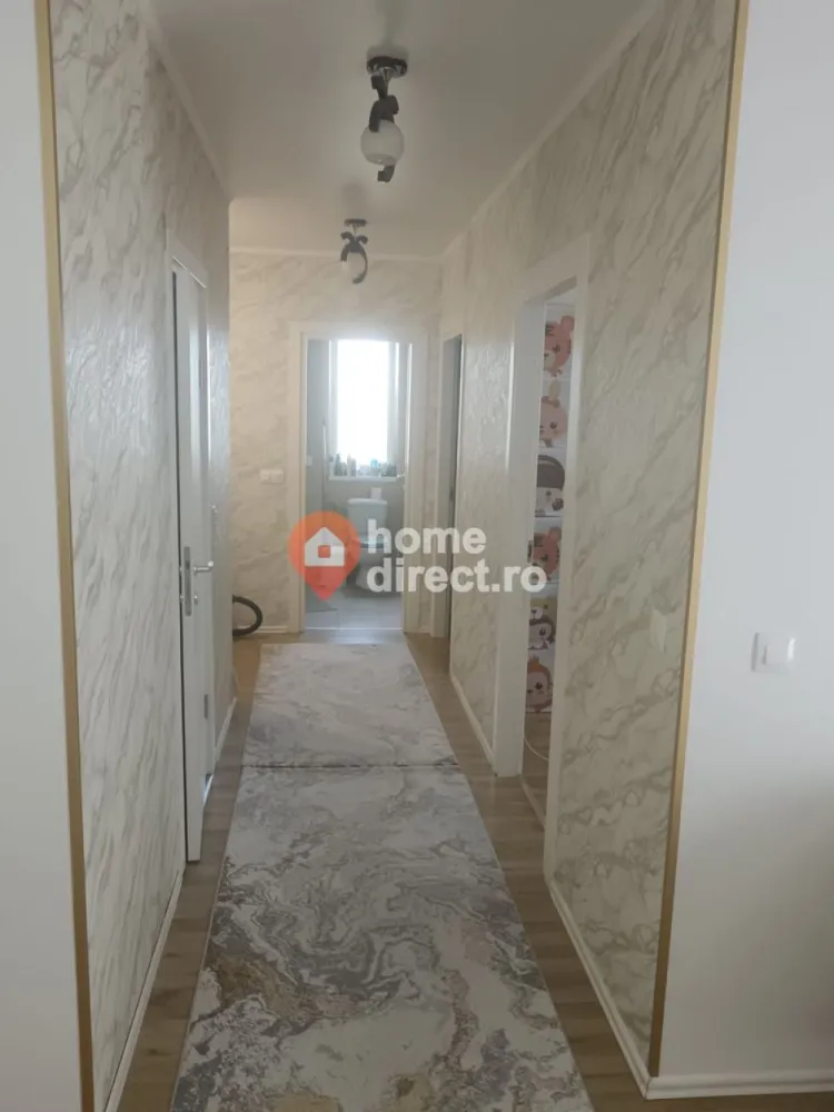 Apartament cu 3 camere, complet mobilat în Bragadiru - Detalii despre proprietate:

Situat la etajul 1 al unui bloc solid cu 4 etaje, construit din cărămidă după anul 2010 pe Strada Crisul Repede, acest apartament beneficiază de o compartimentare decomandată, optimizată pentru funcționalitate și confort. Cu o suprafață utilă de 75 mp, spațiul este generos și luminos. Mobila din sufragerie nu este inclusă în vânzare.

Caracteristici principale:

 Compartimentare: 3 camere spațioase, ideale pentru dormitoare sau zonă de lucru.
 Băi: 2 băi utilate pentru confortul întregii familii.
 Stare: Complet mobilat, gata pentru mutare imediată.
 Dotări: Centrală termică proprie cu incalzire in pardoseala, aer condiționat și ferestre cu tâmplărie PVC pentru o eficiență termică optimă.
 Accesibilitate: Blocul este prevăzut cu lift modern și conexiune Wi-Fi disponibilă.

De ce să alegi acest apartament?

Apartamentul se remarcă prin finisajele de calitate și starea impecabilă, fiind situat într-o zonă liniștită, ferită de agitația cotidiană, dar aproape de toate facilitățile necesare: magazine, școli și mijloace de transport. Construcția din cărămidă oferă o izolare fonică și termică superioară, asigurând un climat interior plăcut în orice anotimp.

Preț: 100.000 € negociabil.

Această proprietate oferă un raport excelent între calitate și preț pentru oricine dorește o investiție sigură într-o zonă în expansiune.

Te invităm la o vizionare pentru a descoperi personal potențialul acestui apartament.

Contactează-ne pentru a programa o vizită și pentru a afla mai multe detalii despre cum poți deveni noul proprietar al acestei locuințe deosebite! 🏡✨

https://www.tiktok.com/@pagasunt.ro/video/7631221457305029891