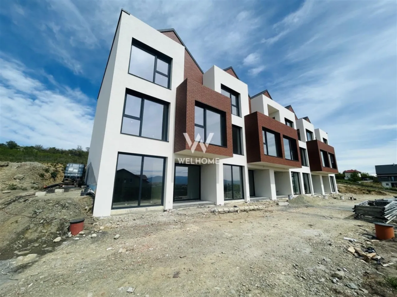 Casa de vanzare – concept modern, priveliste deosebita – 147 mp utili