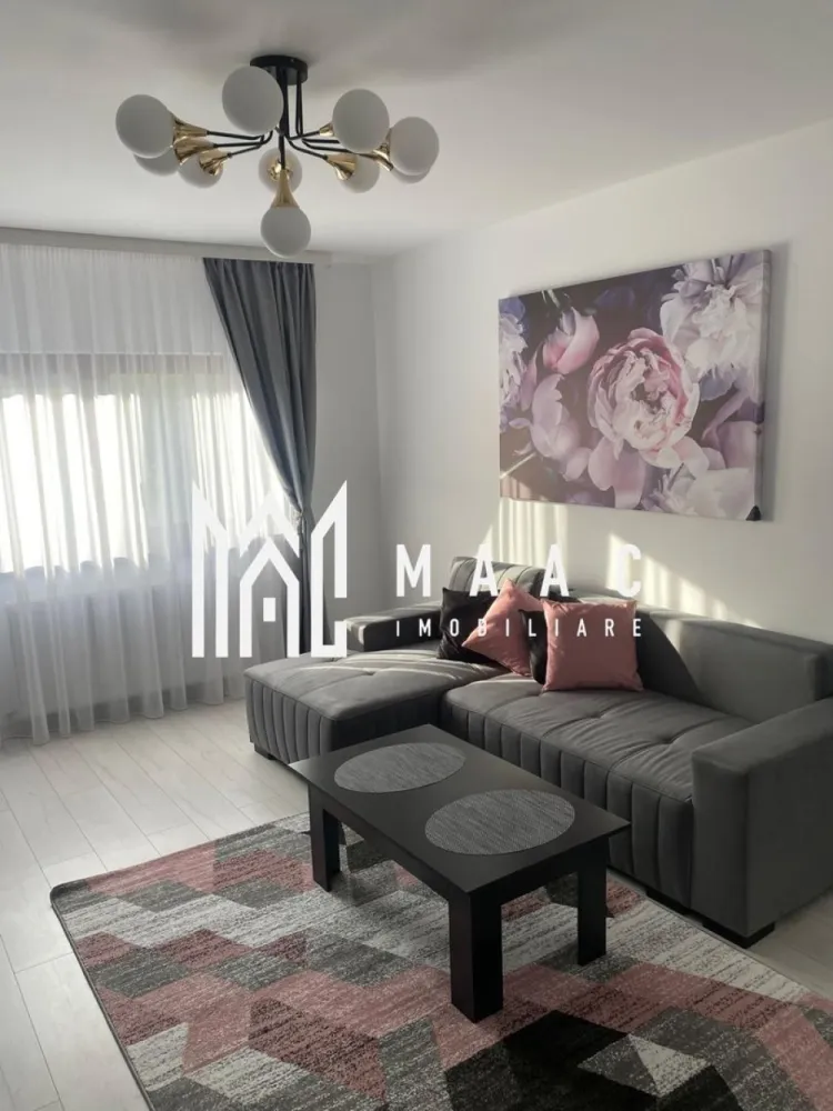 Apartament 2 camere | Decomandat | Etaj 1 | Vasile Aaron - MAAC Imobiliare oferă spre închiriere un apartament decomandat, recent renovat și finisat, complet mobilat și utilat, gata de locuit.

Apartamentul este compus din două camere, se află la etajul 1/4 , mobilă nouă, bucătărie închisă, complet utilată modern și baie.
Locuința are o suprafață utilă de 51mp și 61.2 mp construiți.

Condițiile de închiriere: 
- Fără animale de companie 
- Fără copii
- Durata contractuluiminim un an, cu posibilitate de prelungire.
Prețul este ușor negociabil.
Se percepe garantie in cuantumul unei chirii lunare.

Pentru mai multe detalii precizati telefonic ca ati vazut anuntul cu ID: CP2046859