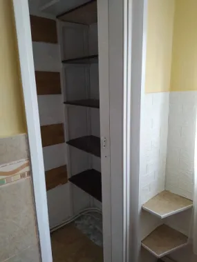 BRASADAS vinde ap 2 cam decomandate M15 etaj 7 lifturi noi.
