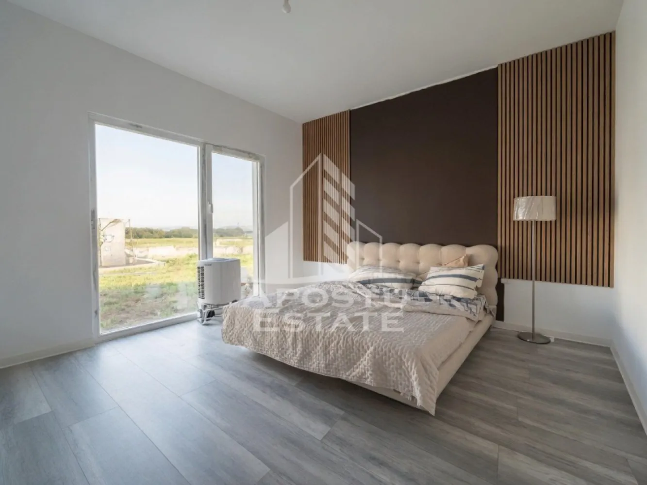 Casa de vanzare, 260 mp utili, Giarmata Mare, Timis
