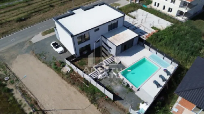 Casa de vanzare, 260 mp utili, Giarmata Mare, Timis