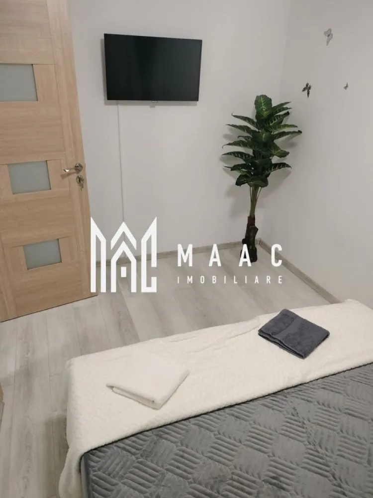 Apartament 2 camere | Etaj 2 | Renovat Integral - Apartament 2 camere de vânzare | Etaj 2 | Zona Dovali | Râmnicu Vâlcea

Cod proprietate: CP3232124

MAAC Imobiliare vă propune spre vânzare un apartament cu 2 camere, situat în Râmnicu Vâlcea, în apreciata zonă Dovali, la etajul 2 al unui bloc reabilitat integral de dezvoltatorul Florin Cioacă.

Locuința are o suprafață utilă de 38 mp, fiind o alegere excelentă atât pentru locuit, cât și pentru investiție. Apartamentul este parțial mobilat, oferindu-vă posibilitatea de a-l amenaja după propriul stil și preferințe.

Avantajele proprietății:
Apartament cu 2 camere;
Etaj 2, într-un bloc reabilitat integral;
Suprafață utilă: 38 mp;
Parțial mobilat;
Bloc modernizat de Florin Cioacă;
Disponibil pentru vizionare începând cu jumătatea lunii august.
Localizare excelentă – Zona Dovali, Râmnicu Vâlcea

Apartamentul beneficiază de o poziționare foarte bună, cu acces rapid către:

magazine și supermarketuri;
școli și grădinițe;
farmacii și cabinete medicale;
stații pentru transportul public;
spații verzi și locuri de joacă;
alte puncte de interes din municipiul Râmnicu Vâlcea.

Dacă sunteți în căutarea unui apartament de vânzare în Râmnicu Vâlcea, într-o zonă liniștită și bine conectată la facilitățile orașului, această proprietate merită vizionată.

Pentru informații suplimentare și programarea unei vizionări începând cu jumătatea lunii august, contactați echipa MAAC Imobiliare.

Cod proprietate: CP3232124