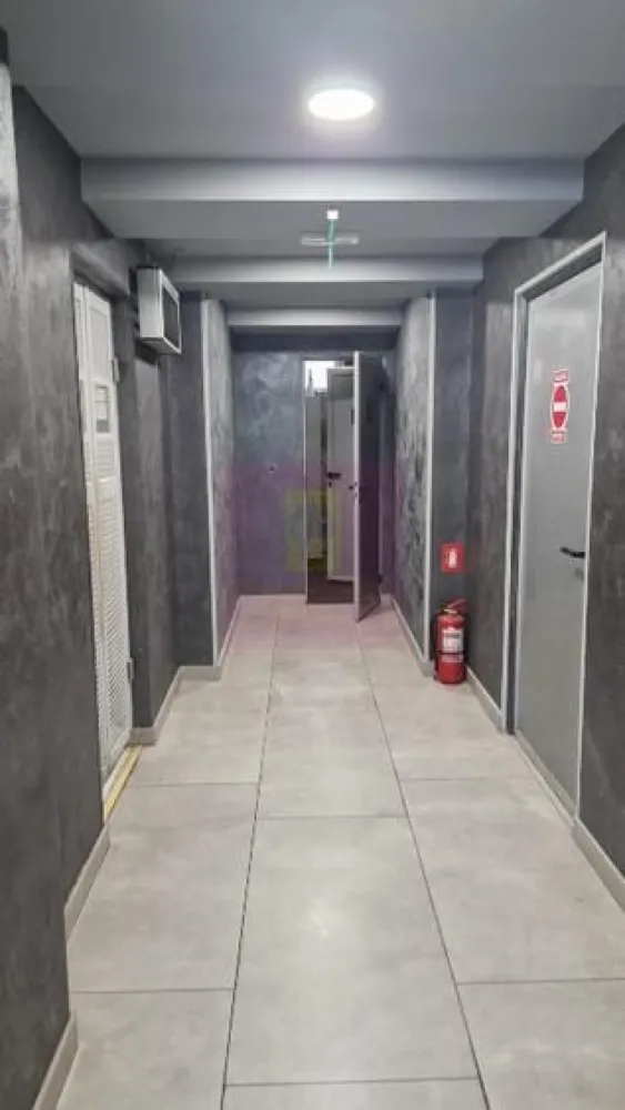 Închiriere spațiu comercial stradal blv Decebal - Va oferim spre inchiriere un spațiu comercial b-dul Decebal, sector 3, București, cu o suprafata: parter 121,70mp+supanta106,08mp=227,78mp. Spațiul este ideal pt orice activitate comercială, in special restaurant, cafenea, cofetarie etc.
Se vinde si afacerea: echipamentele si mobilerul de restaurant la pretul de 80.000euro.
Front stradal-vitrina 12ml, cu intrare suplimentara prin spate pentru aprovizionare marfa.
Pentru detalii si vizionari contactati agentul Dona Camelia 0733683461.