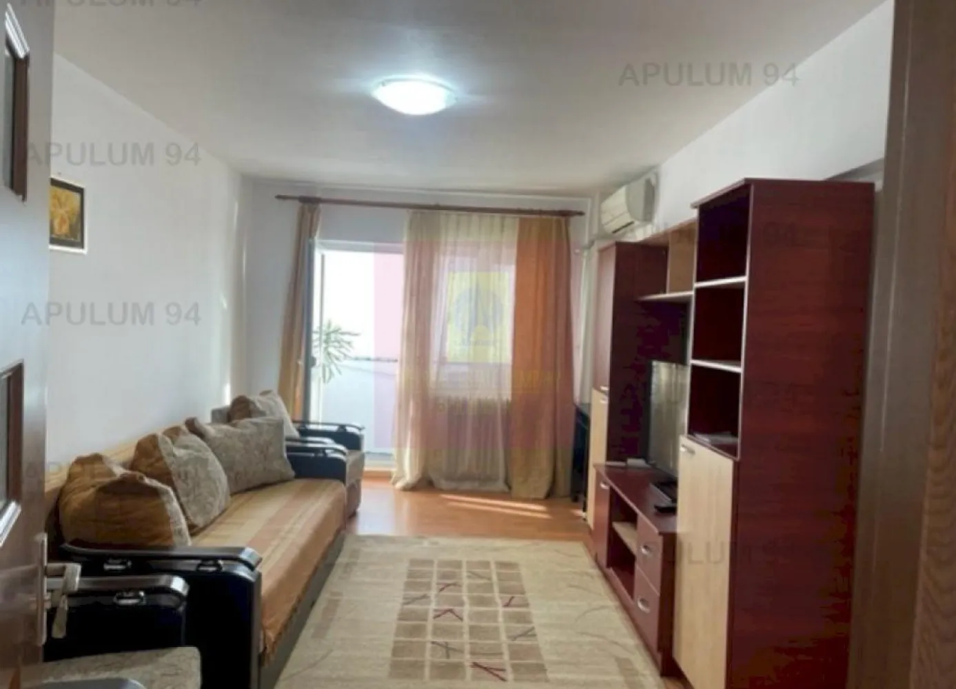 Apartament 2 camere 13 Septembrie- Unitatea de Pompieri. - Compania imobiliara Apulum 94 va propune spre inchiriere un apartament de 2 camere situat pe 13 Septembrie- stradal, in apropiere de Unitatea De Pompieri.
Apartamentul are vedere laterala. Este semidecomandat, are o impartire foarte buna, cu camere mari, patrate si luminoase.
Esre renovat- gresie, faianta, parchet, aer conditionat. 
Este mobilat si utilat in totalitate. 
Pentru vizionare si mai multe detalii nu ezitati sa ma contactati pe nr 0733683446- Laura Ionescu.