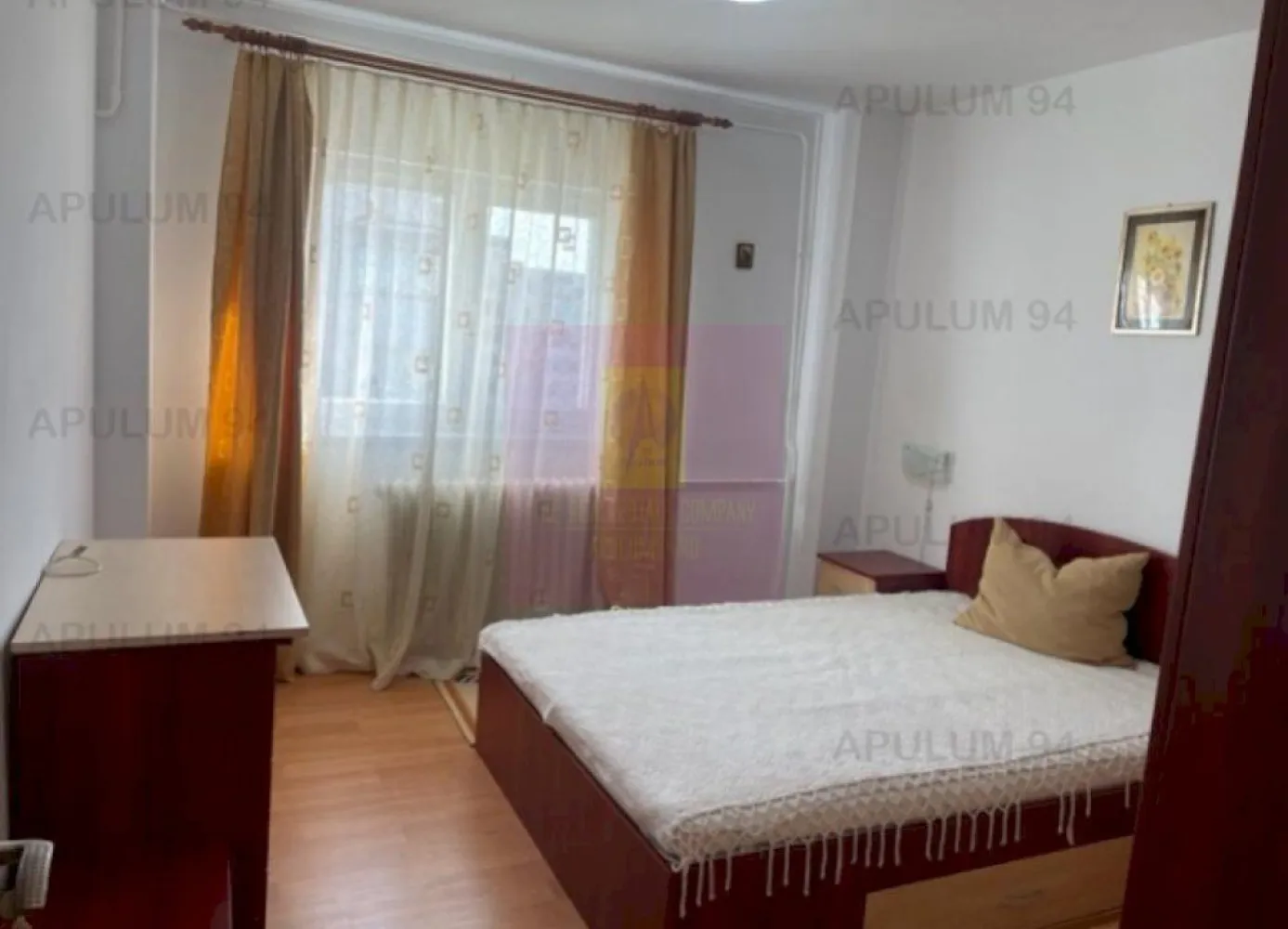 Apartament 2 camere 13 Septembrie- Unitatea de Pompieri. - Compania imobiliara Apulum 94 va propune spre inchiriere un apartament de 2 camere situat pe 13 Septembrie- stradal, in apropiere de Unitatea De Pompieri.
Apartamentul are vedere laterala. Este semidecomandat, are o impartire foarte buna, cu camere mari, patrate si luminoase.
Esre renovat- gresie, faianta, parchet, aer conditionat. 
Este mobilat si utilat in totalitate. 
Pentru vizionare si mai multe detalii nu ezitati sa ma contactati pe nr 0733683446- Laura Ionescu.
